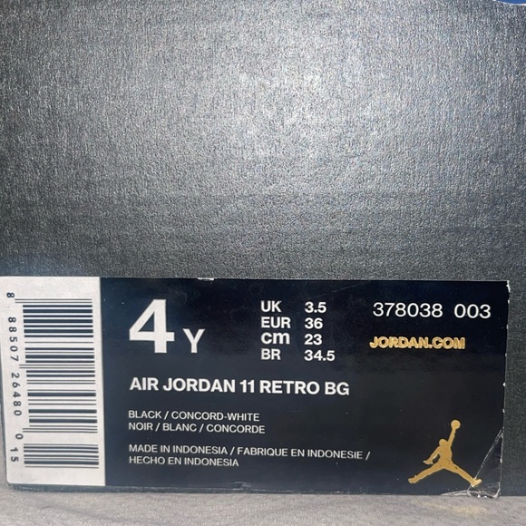 Air Jordan 11 Retro "Space Jam 2016 Release" sneakers - Picture 7 of 9